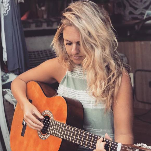 Meet your Posher, Lilly - Picture 1 of 1